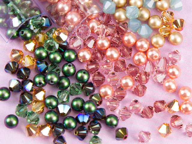 PRESTIGE Crystal Components beads