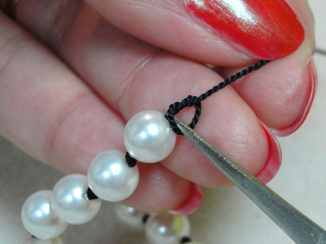 Knotting Pearls Step 8
