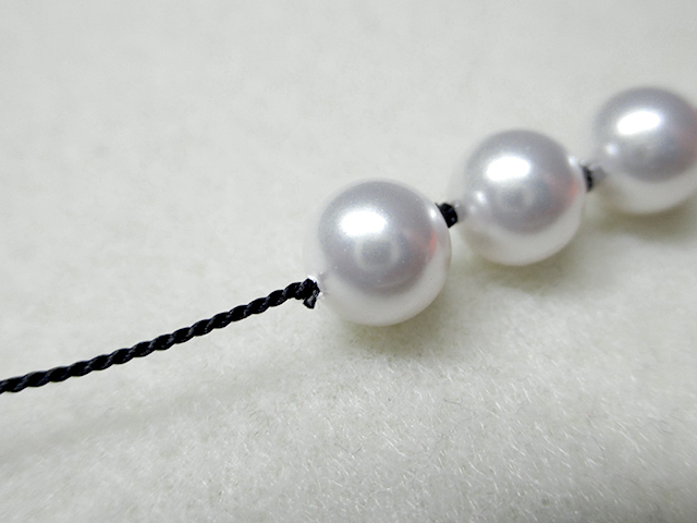 Knotting Pearls with a Clasp Step 9