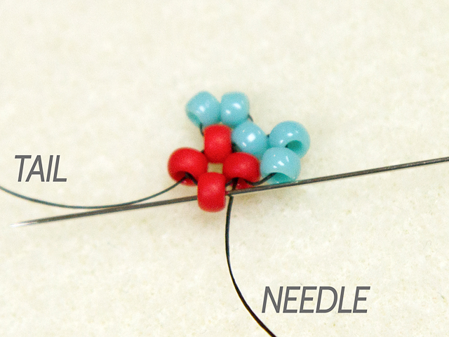 Cubic right angle store weave necklace